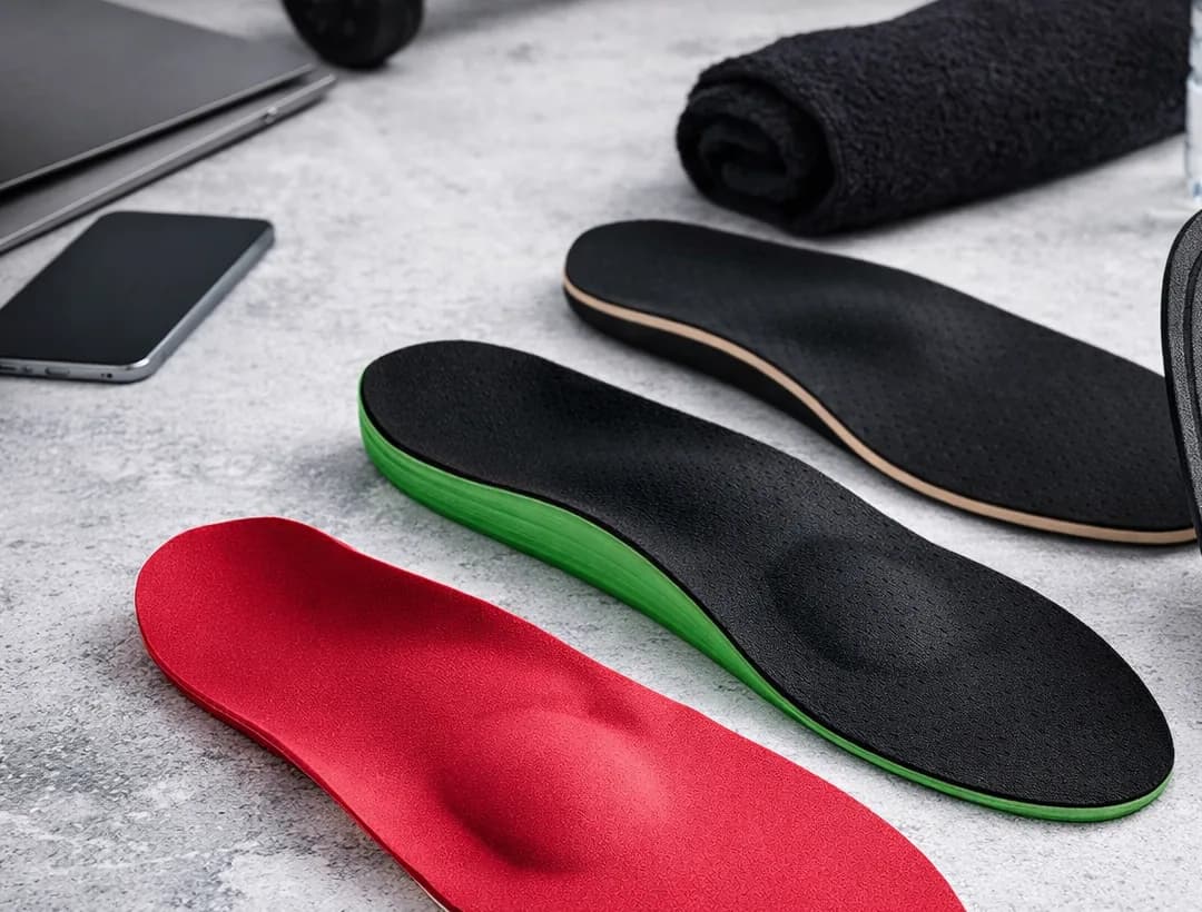 Стелька внутри кроссовка с поддержкой свода